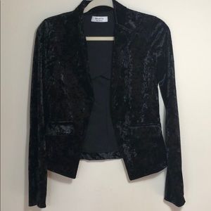 Bailey 44 black velvet blazer